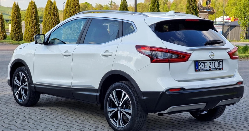 Nissan Qashqai cena 84300 przebieg: 37100, rok produkcji 2017 z Oświęcim małe 781